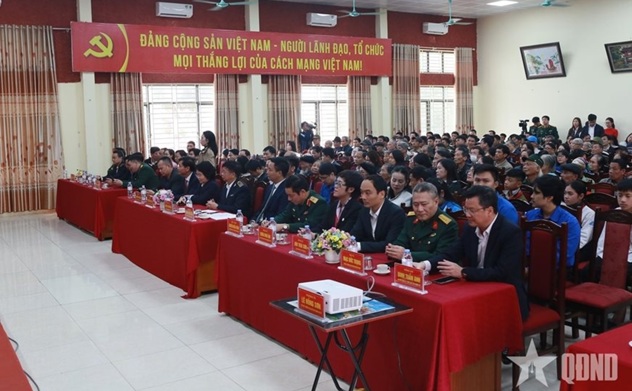 Kiểm toán nhà nước chuyên ngành Ia phối hợp cùng Bộ Tư lệnh Thủ đô Hà Nội tổ chức chương trình "Tết Quân dân" tại xã đảo Minh Châu, Hà Nội